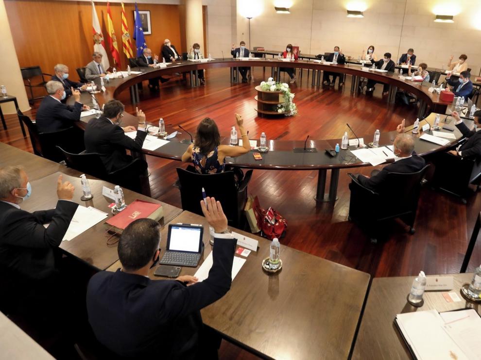 La DPH pide que la provincia de Huesca acceda a incentivos fiscales