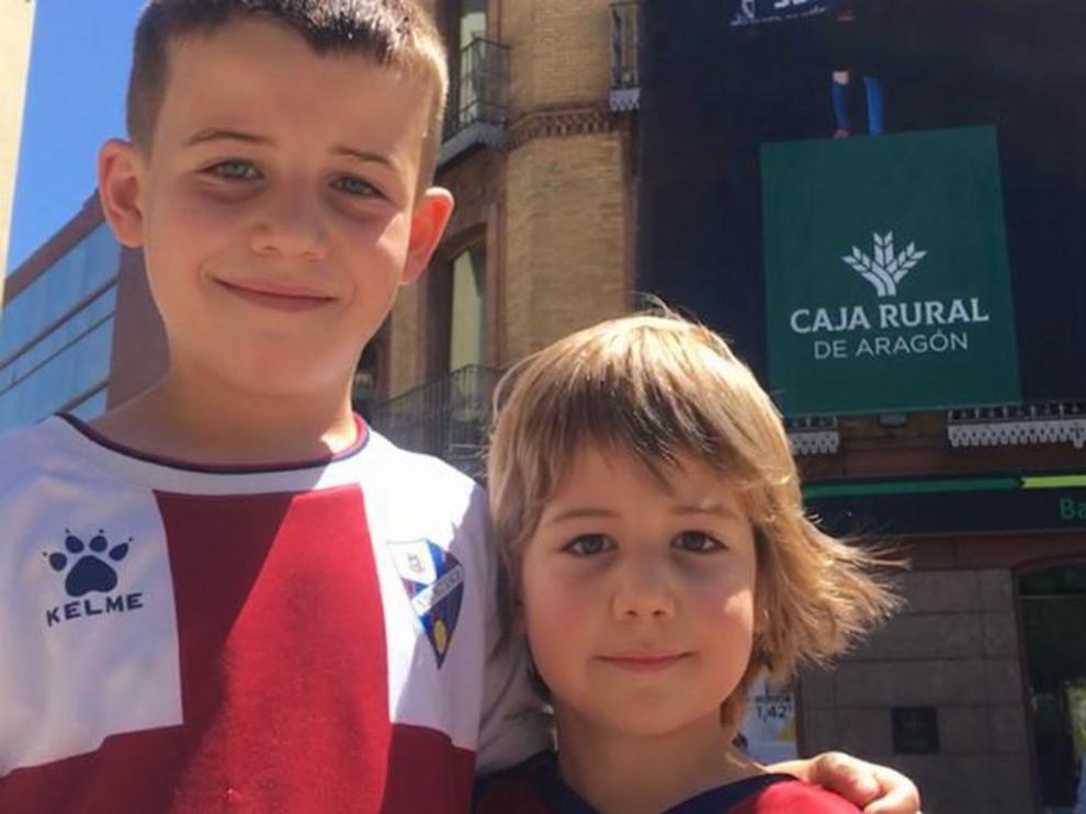 "¡Hemos vuelto!", la exclamación de Mateo con la que todo el mundo se fotografía