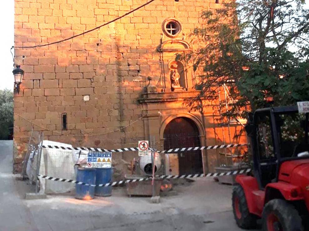 La iglesia de Castilsabás, del siglo XVIII, se salva de la ruina
