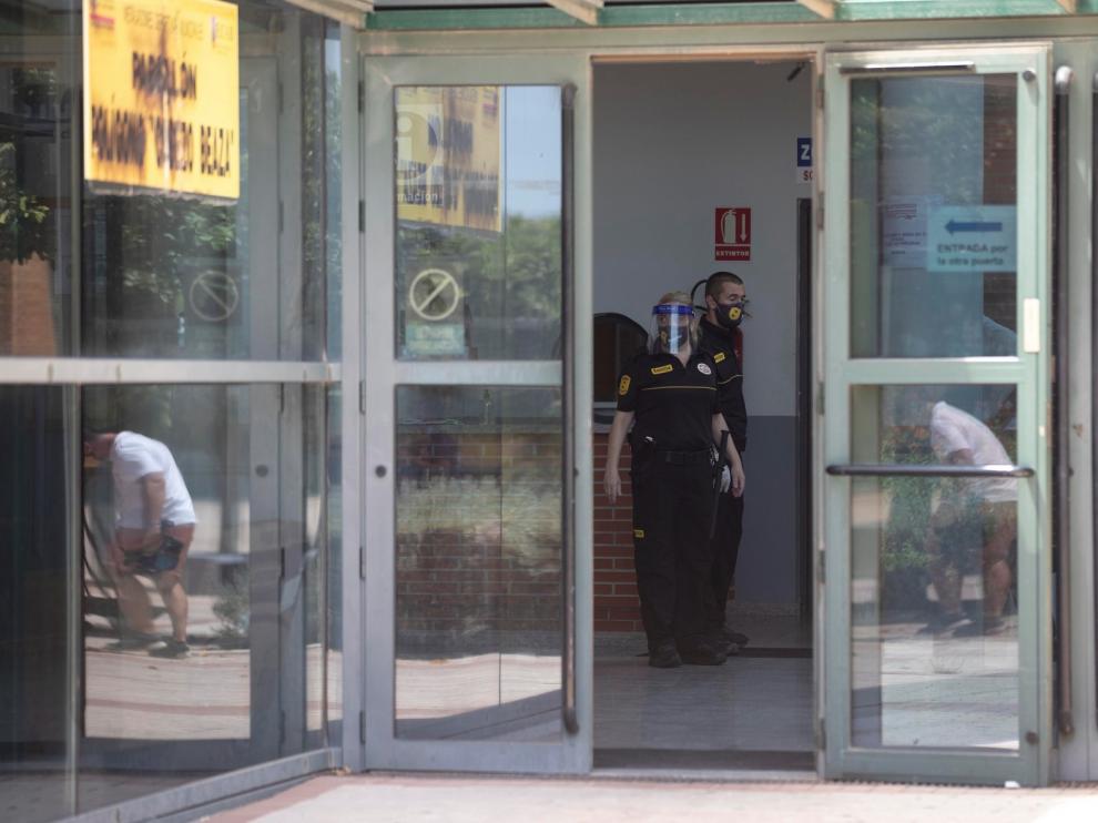Continúa la búsqueda de los argelinos fugados mientras guardaban cuarentena