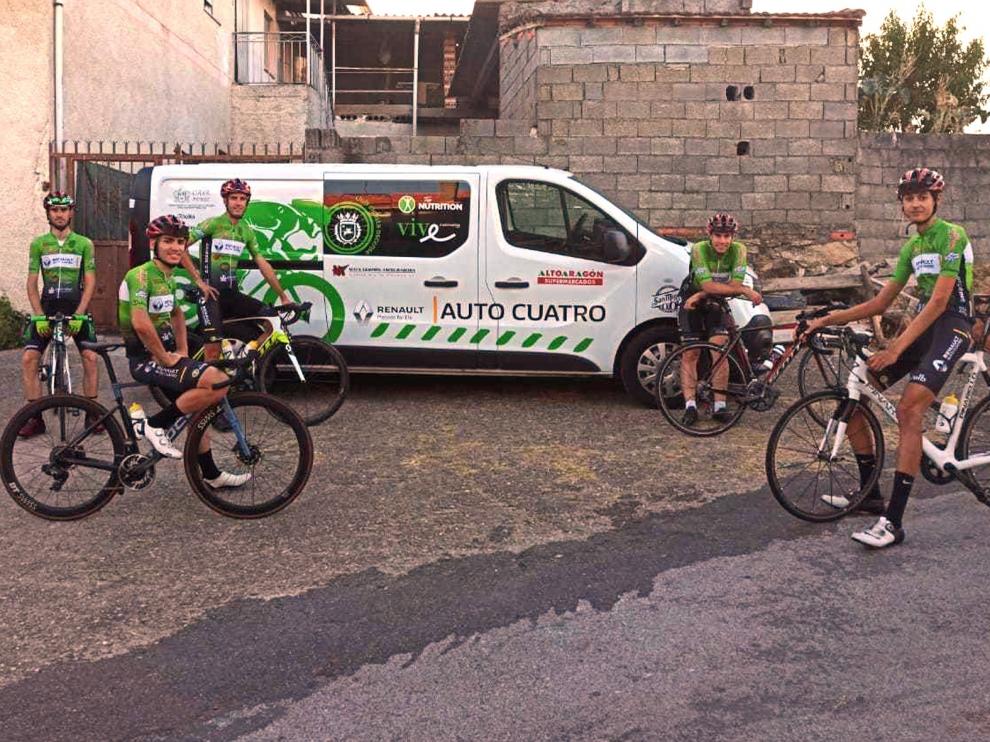 Buenas sensaciones de los ciclistas altoaragoneses en el Xacobeo 2021"