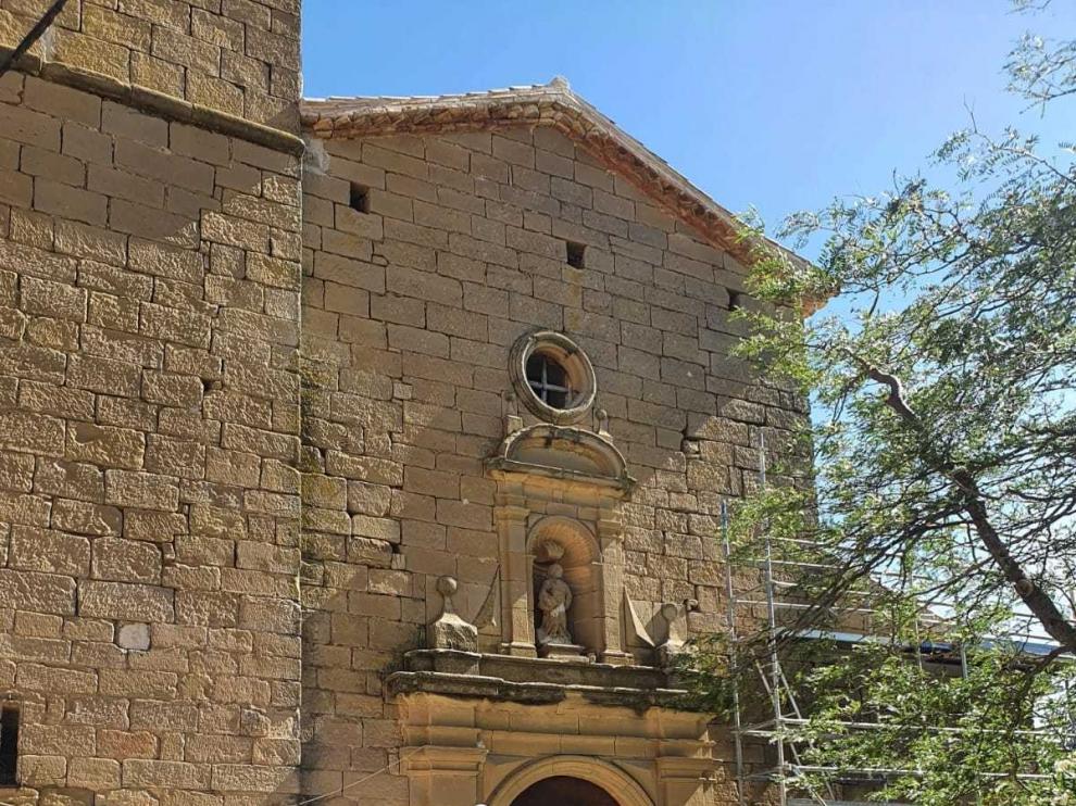La mejora de la iglesia de Castilsabás se centra en bóvedas y fachadas