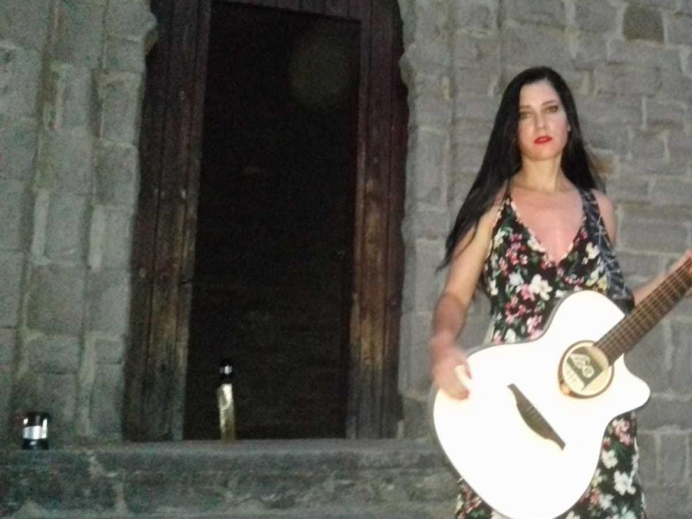 Isabel Marco presenta en San Juan de Busa "Nada será igual"