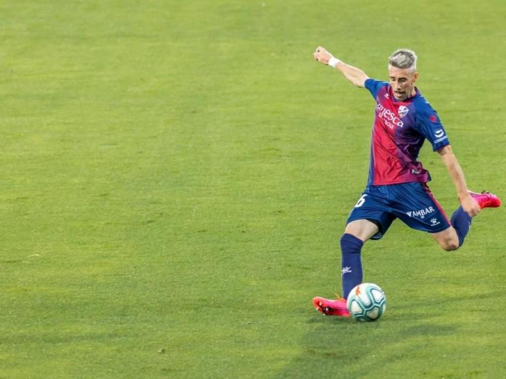 El Huesca confirma la renovación de Lusinho