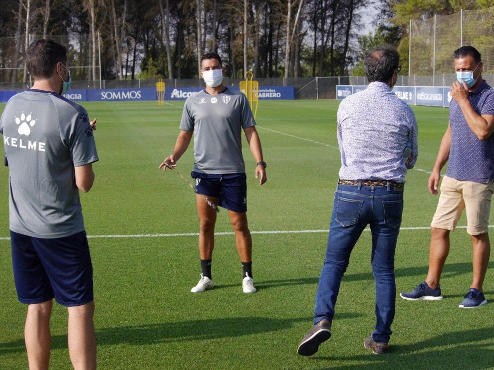 El Huesca afronta su regreso a Primera como "un reto apasionante"
