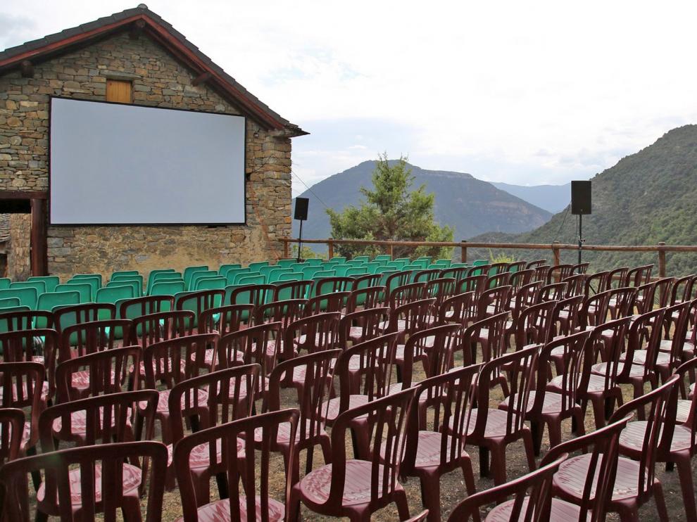La IX Muestra de Cine más pequeña del mundo, solo al aire libre