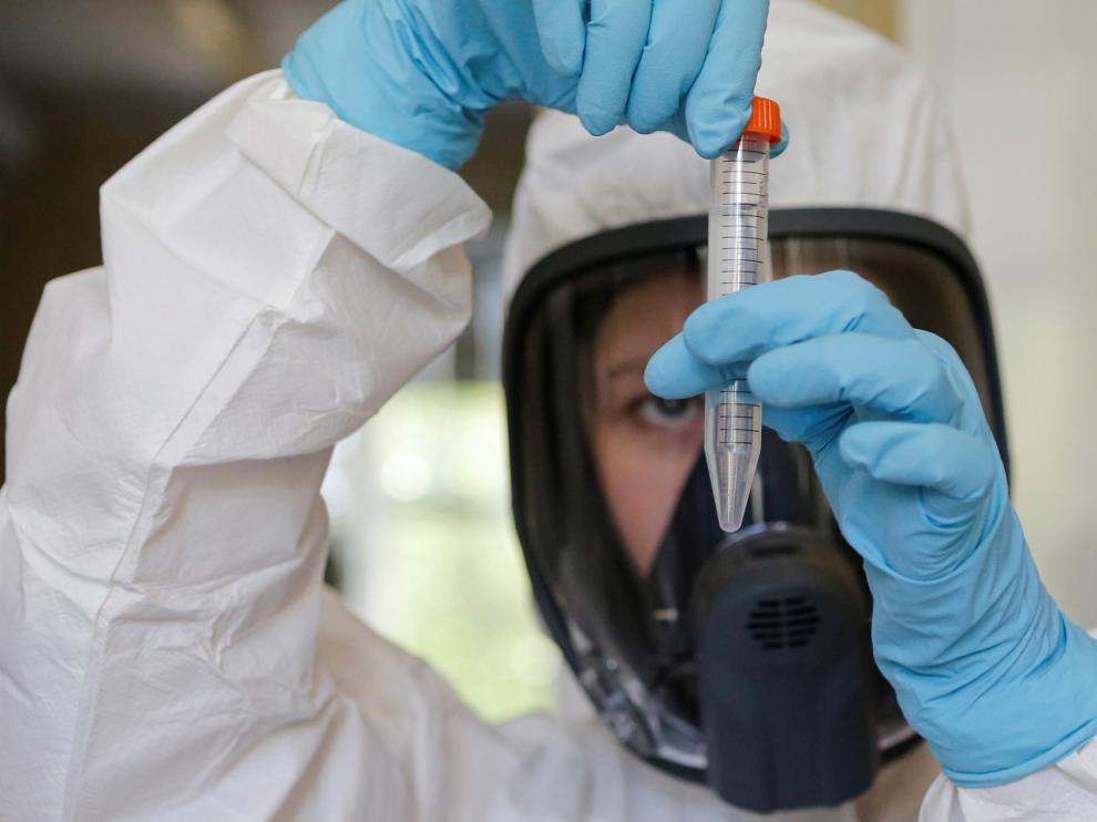 Rusia inicia la producción de la vacuna contra la COVID-19 y espera iniciar en octubre la campaña