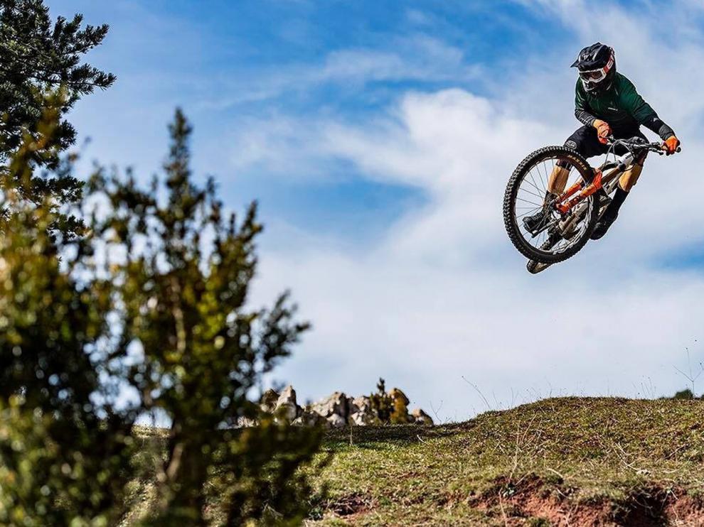Gabriel Torralba se concentra en Morzine antes de arrancar las EWS