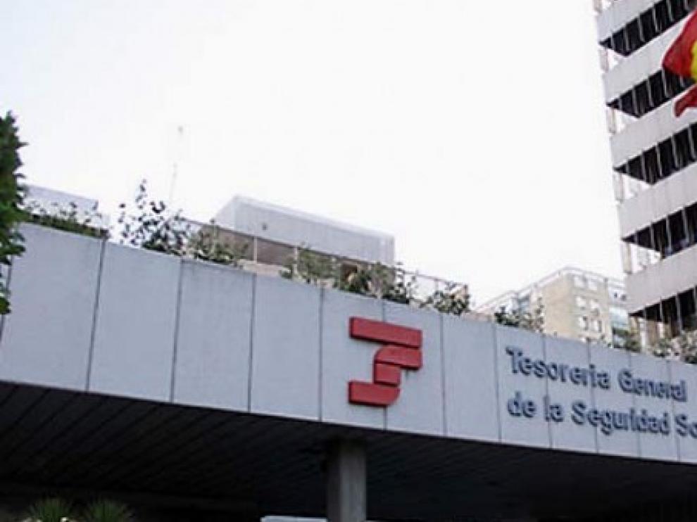 La Seguridad Social aprueba el 0,57 % de las peticiones del IMV