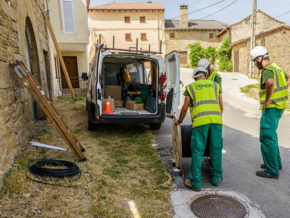Casi 30.000 habitantes del medio rural altoaragonés disfrutan ya de "internet real"