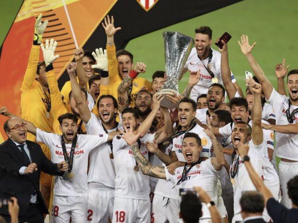 El Sevilla alcanza de nuevo la gloria con su sexto título de Liga Europa