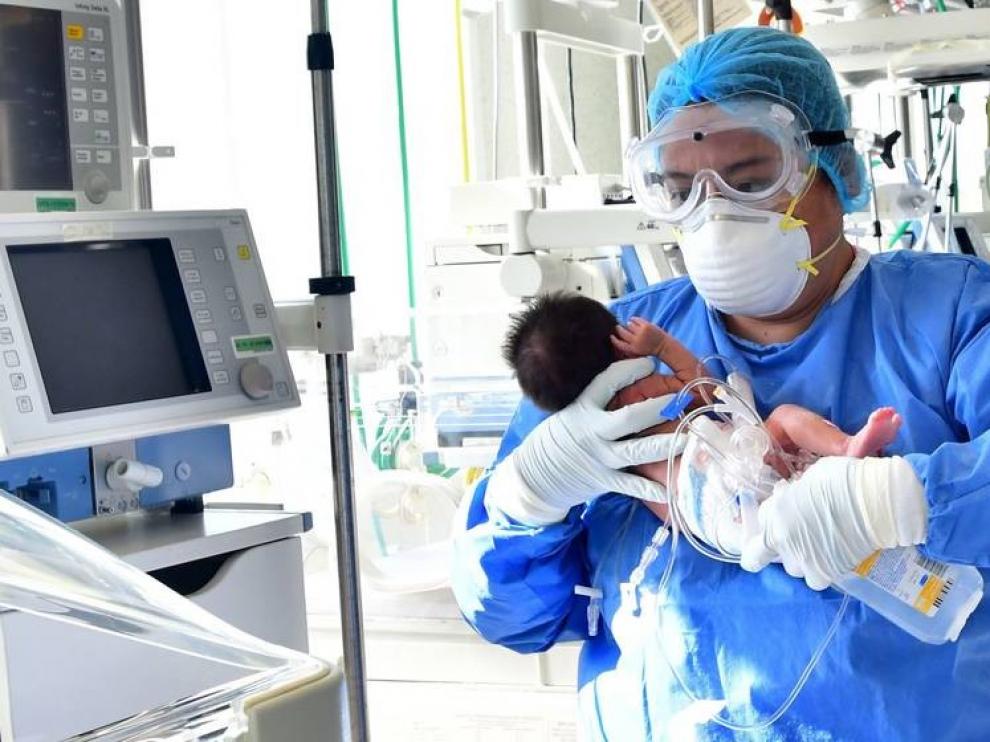 Cuarenta bebés se han contagiado de coronavirus en su primer mes de vida en España