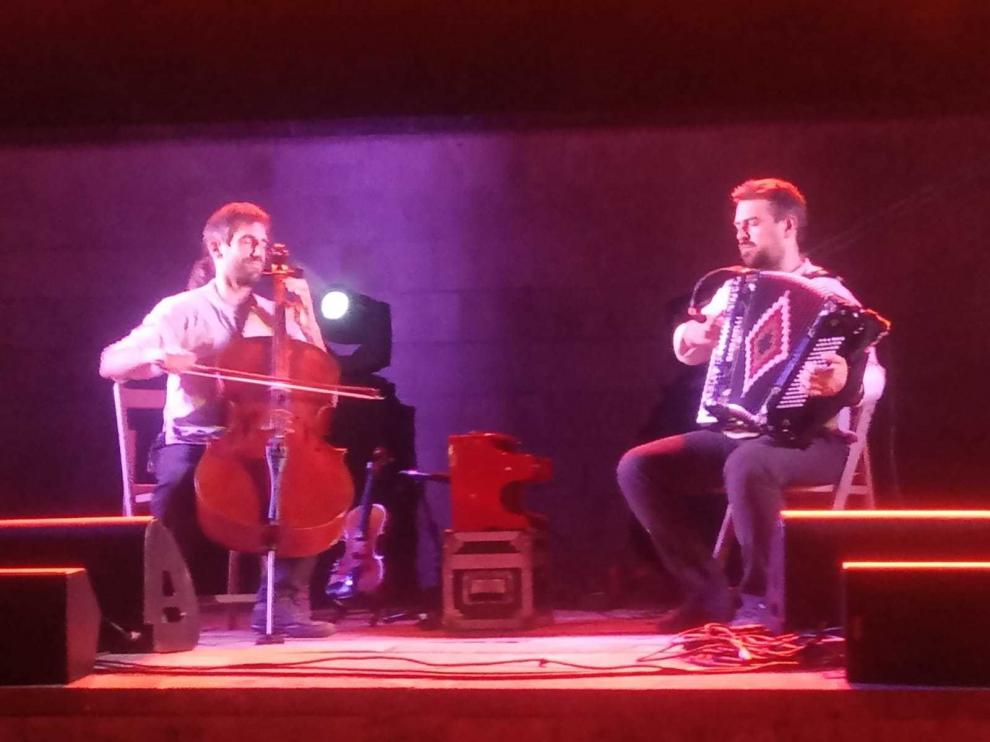 Los dúos Tarta Relena y Vegetal Jam, en una versión reducida del festival iberi@huesca.folk
