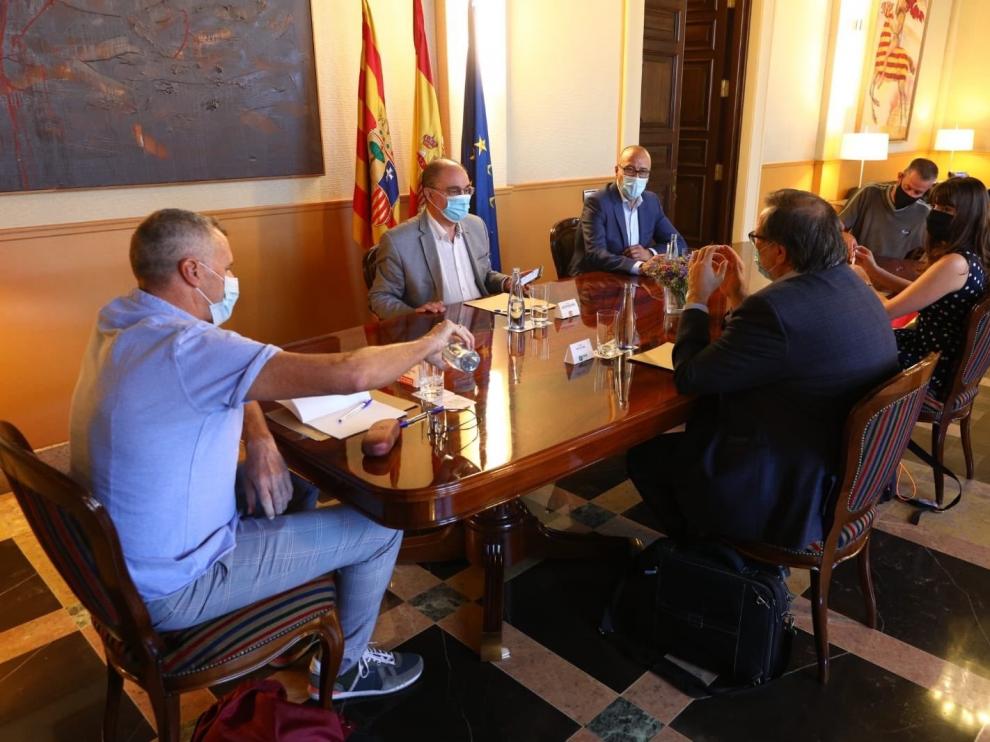 Stea pide a DGA que las clases no sean presenciales en las zonas con más casos de coronavirus