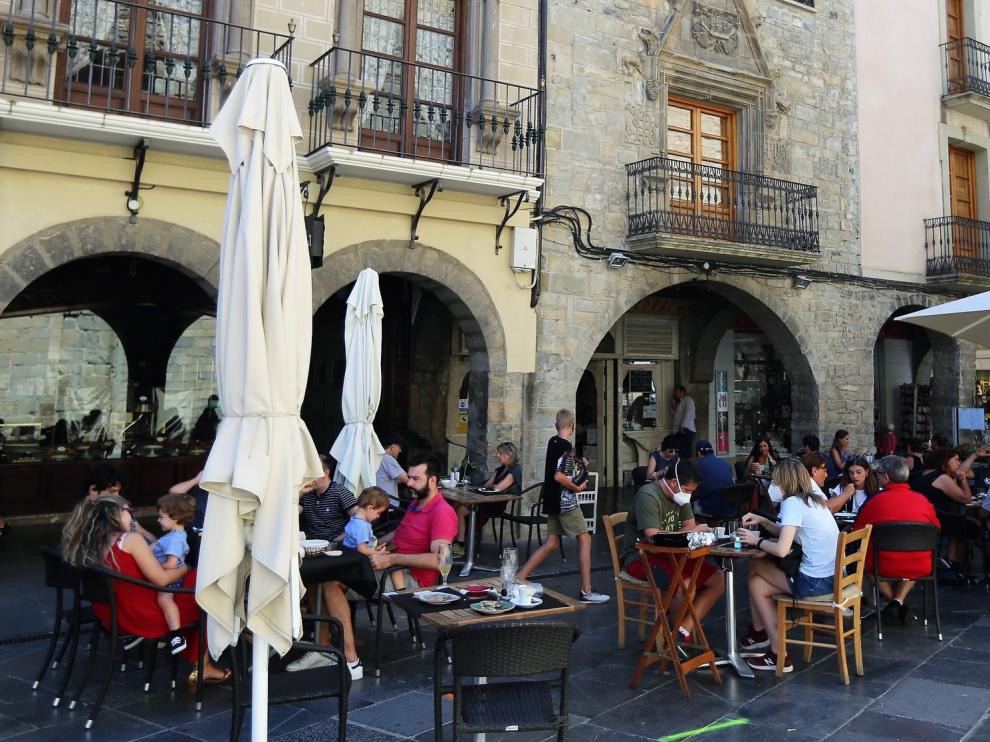 El número de huéspedes en los hoteles cayó en un 34 % en julio
