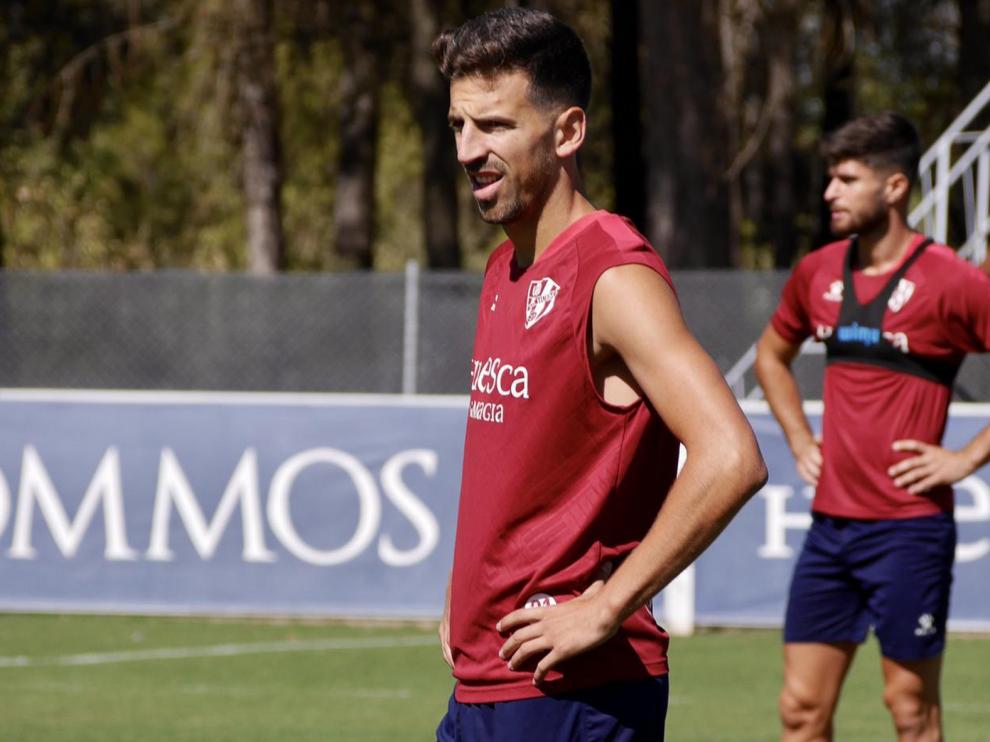 Juan Carlos ve a un Huesca competitivo y reconocible