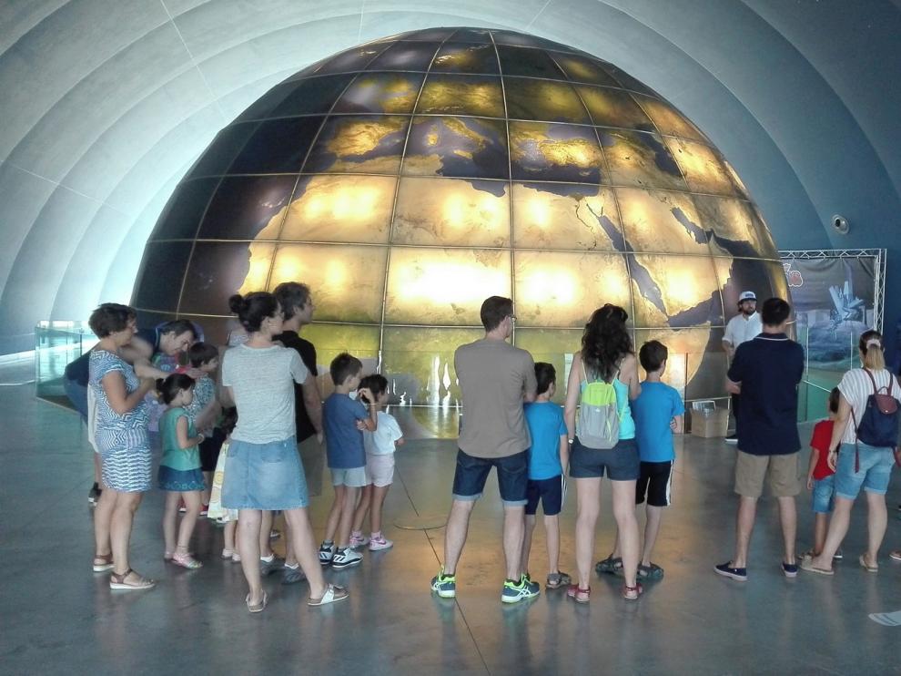 Los jueves de este mes, ciencia y música en el Planetario