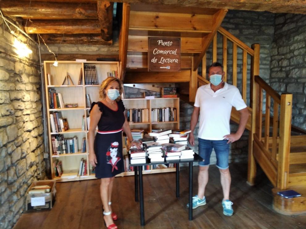 El punto de lectura, un atractivo cultural para los vecinos de Oliván
