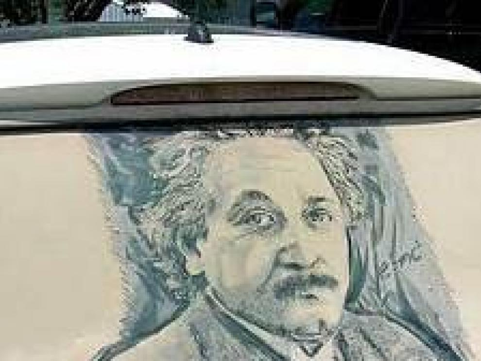 Los coches polvorientos, nuevos lienzos para obras de arte hiperrealistas