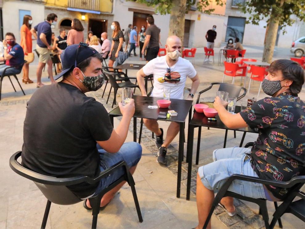 Cuatro locales de ocio nocturno de Huesca reabren como bar-cafetería