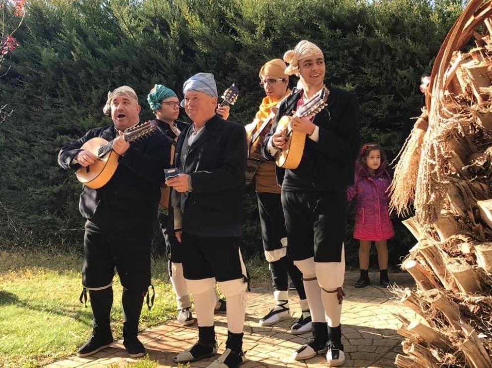 El noble arte de la ronda de los ingeniosos hidalgos Lasierra y Badules