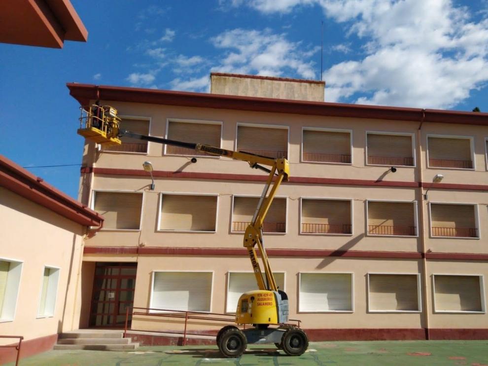 Los ayuntamientos de la provincia de Huesca se vuelcan en su apoyo a los colegios