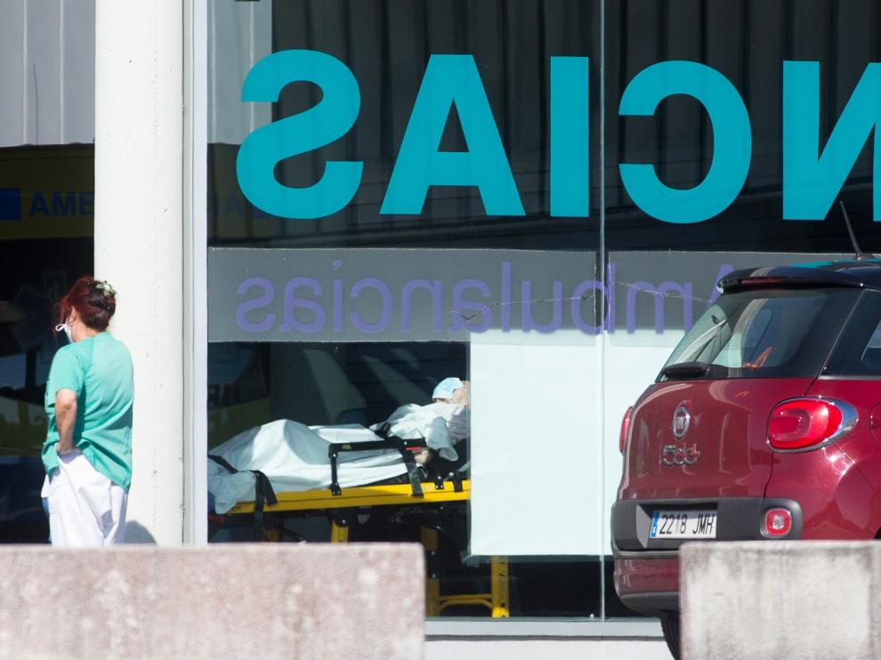 Crece la presión en hospitales por los ingresos por covid-19