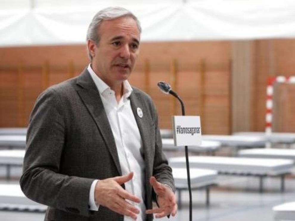 Zaragoza suscribe el documento de alcaldes contra el acuerdo Hacienda-FEMP
