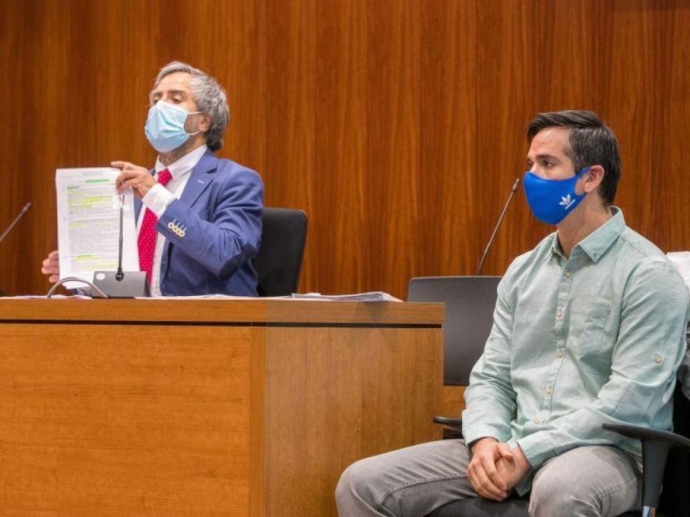 Testigos contradicen a Lanza y dicen que atacó a Laínez por sorpresa y por la espalda
