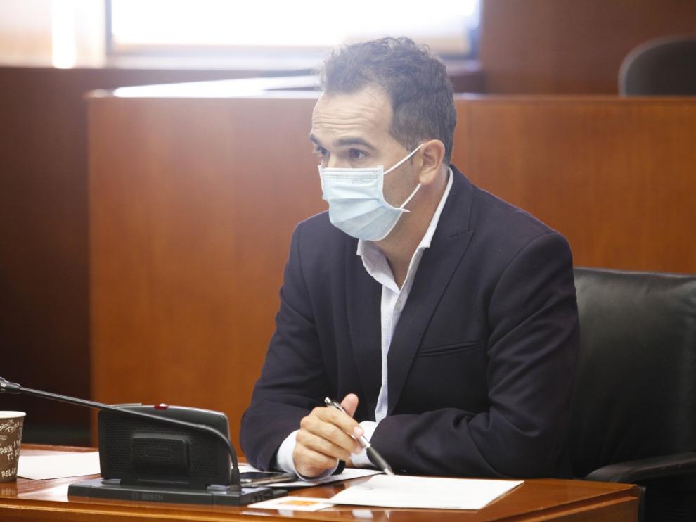 Guerrero urge a Renfe a que sustituya los "tamagochi" por trenes "decentes" acordes con el siglo XXI