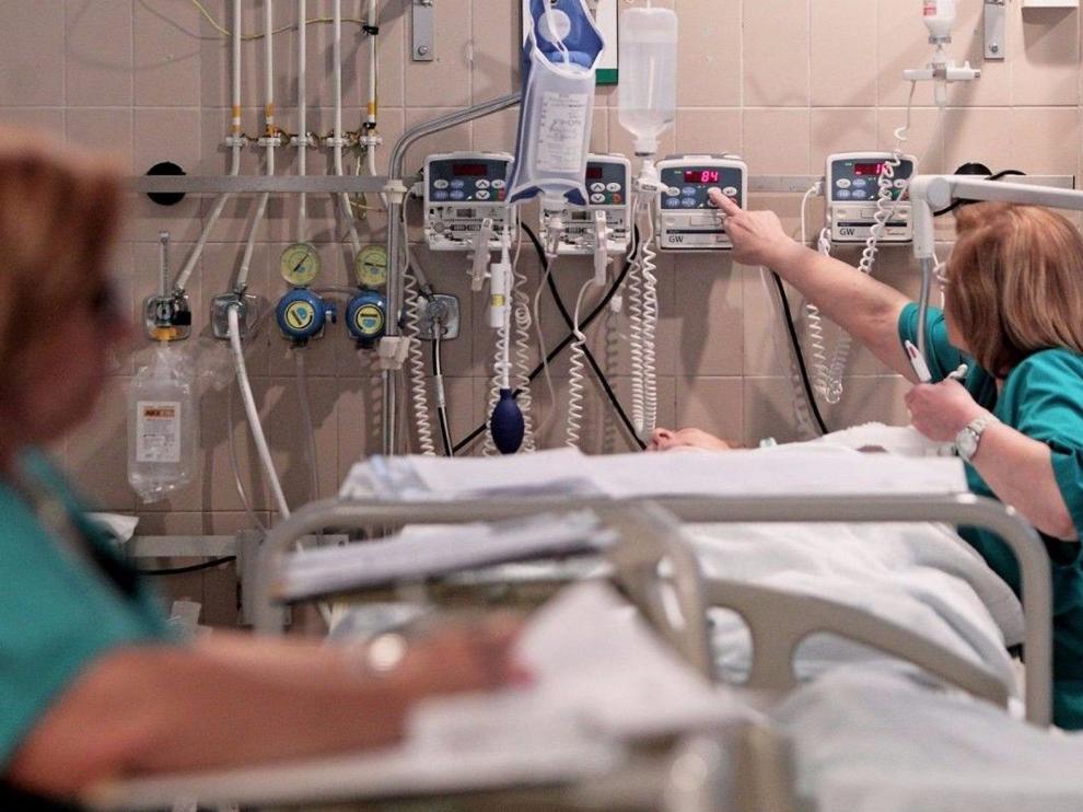 Aragón indemniza a una vecina de Huesca a la que le olvidaron una compresa en su interior en una operación