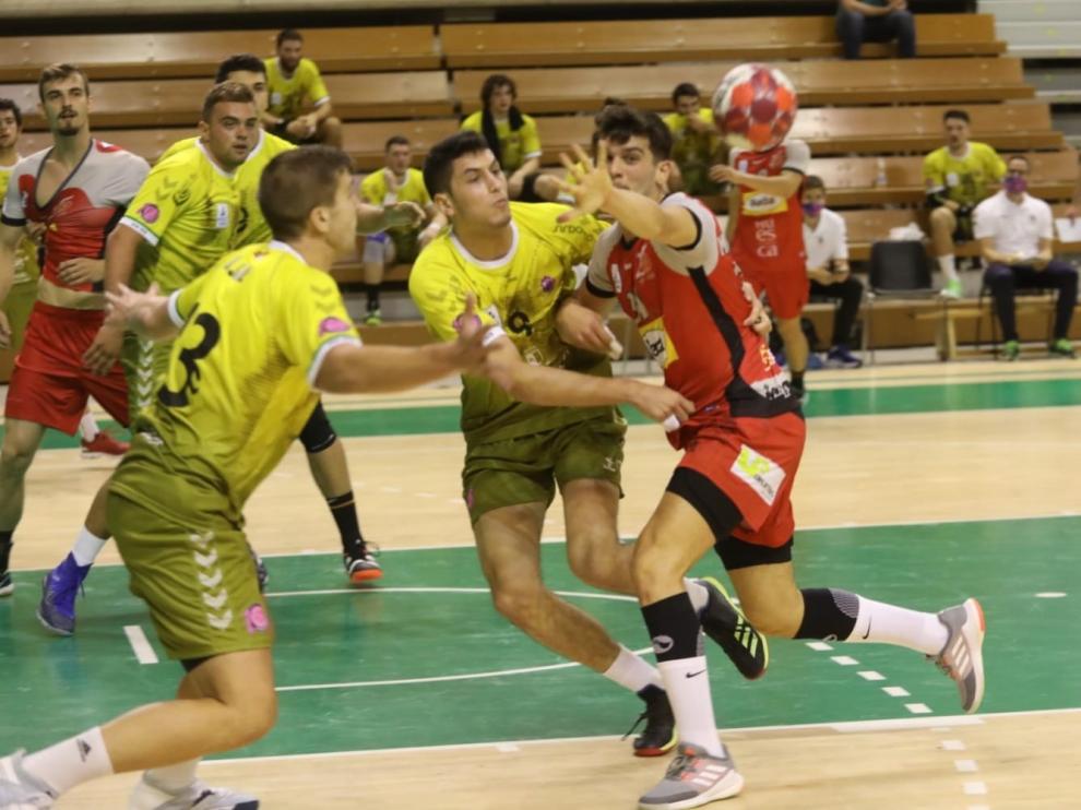 Bada Huesca pierde en su estreno liguero ante Guadalajara (22-23)