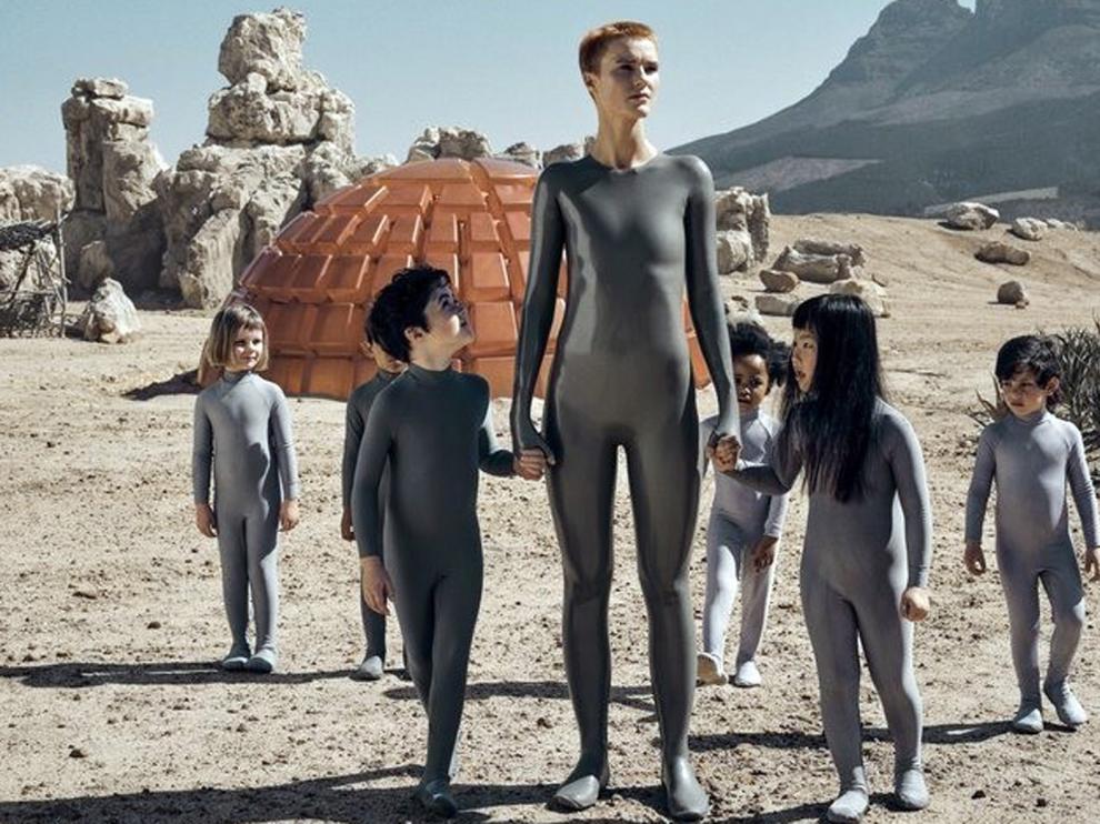 La serie "Raised by wolves", más allá de un cuento de ciencia ficción
