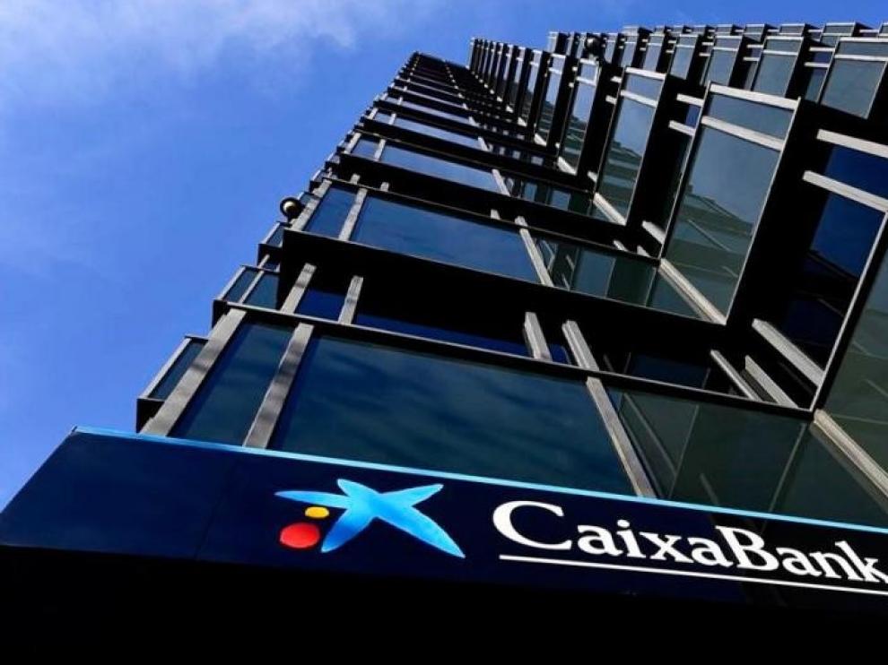 CaixaBank y Bankia juntos suman más sucursales en España que Santander y BBVA