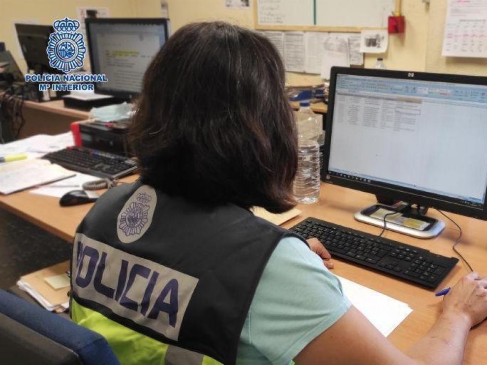 La Policía Nacional detiene en Zaragoza al integrante de una red organizada de compraventa fraudulenta en internet