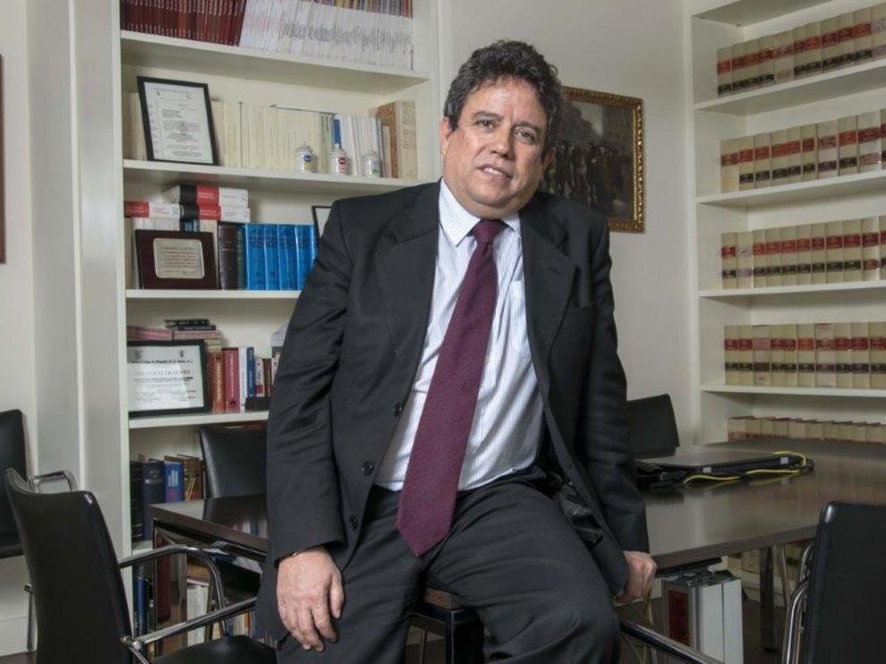 Manuel Ollé: "Nadie está exento de pagar por graves crímenes"