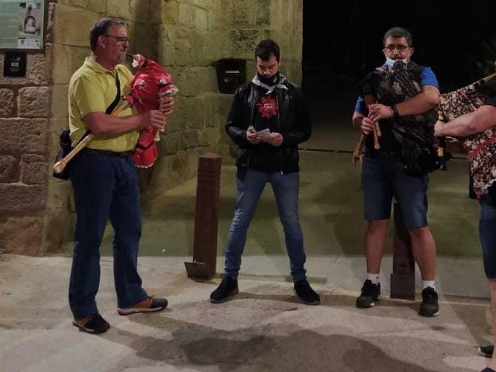 Clandestino canto de las albadas en Graus