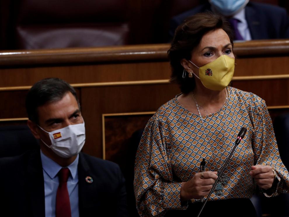 Carmen Calvo augura que 2021 será "el año difícil" y pide más colaboración política