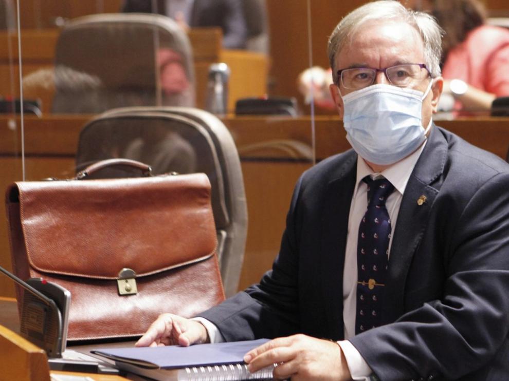 Dolado pide para Aragón un pacto intergeneracional y que las residencias no sean asilos