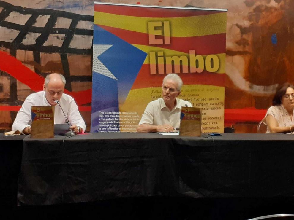 José Manuel Surroca: "Narro una historia ficticia, pero se percibe como real"