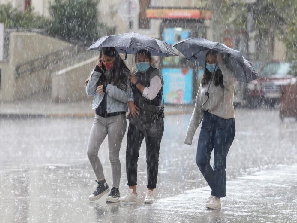 Las fuertes tormentas dejan más de 70 litros en el núcleo de Torla