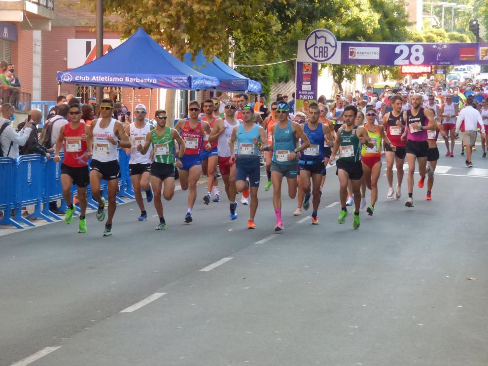 Camilo Santiago y Alicia Pérez brillan en el Medio Maratón Ruta Vino Somontano de Barbastro