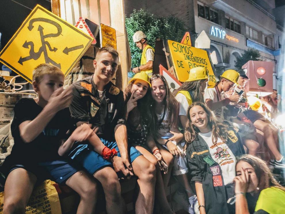 Las peñas de Monzón cuidan el espíritu de las fiestas que explotará en 2021