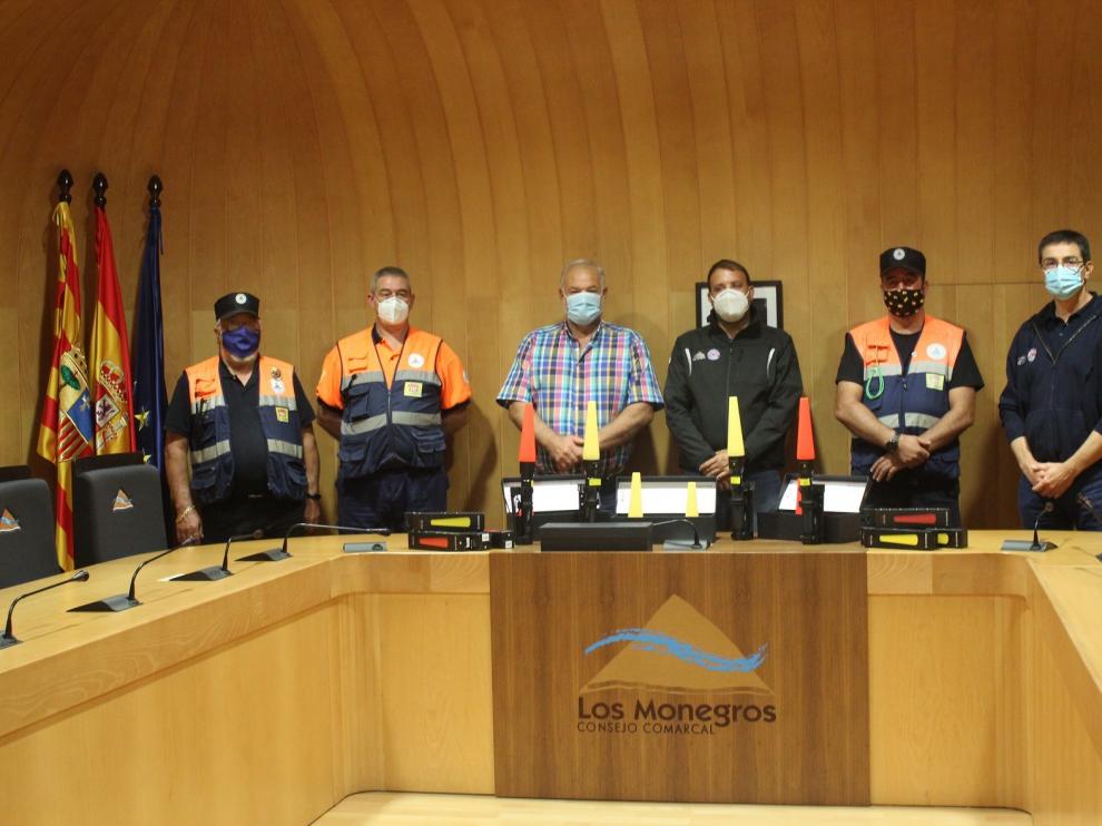 Los Monegros cede a los voluntarios de Protección Civil diverso material para señalización y otras actuaciones