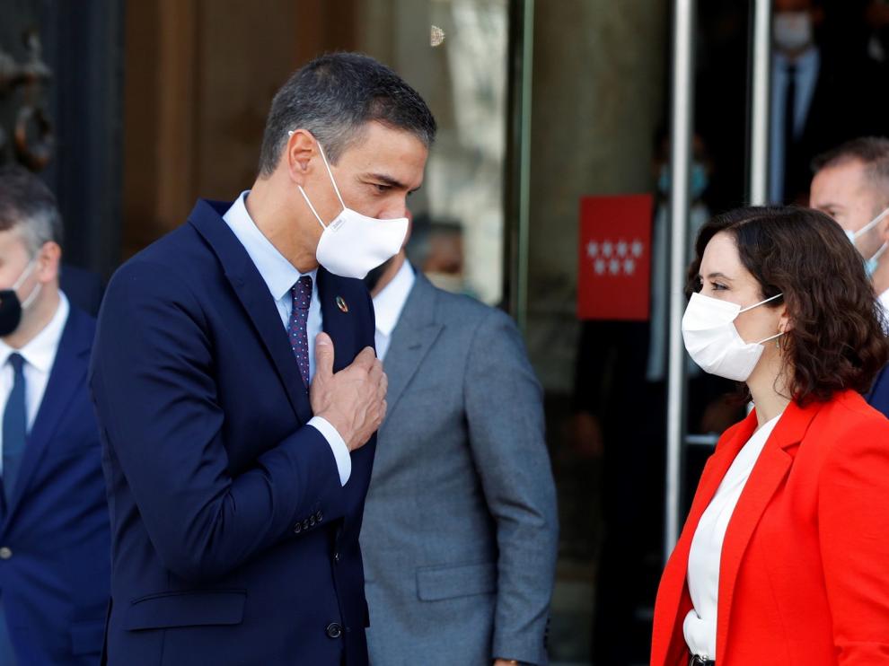 Sánchez y Ayuso pactan una lucha "epidemiológica"