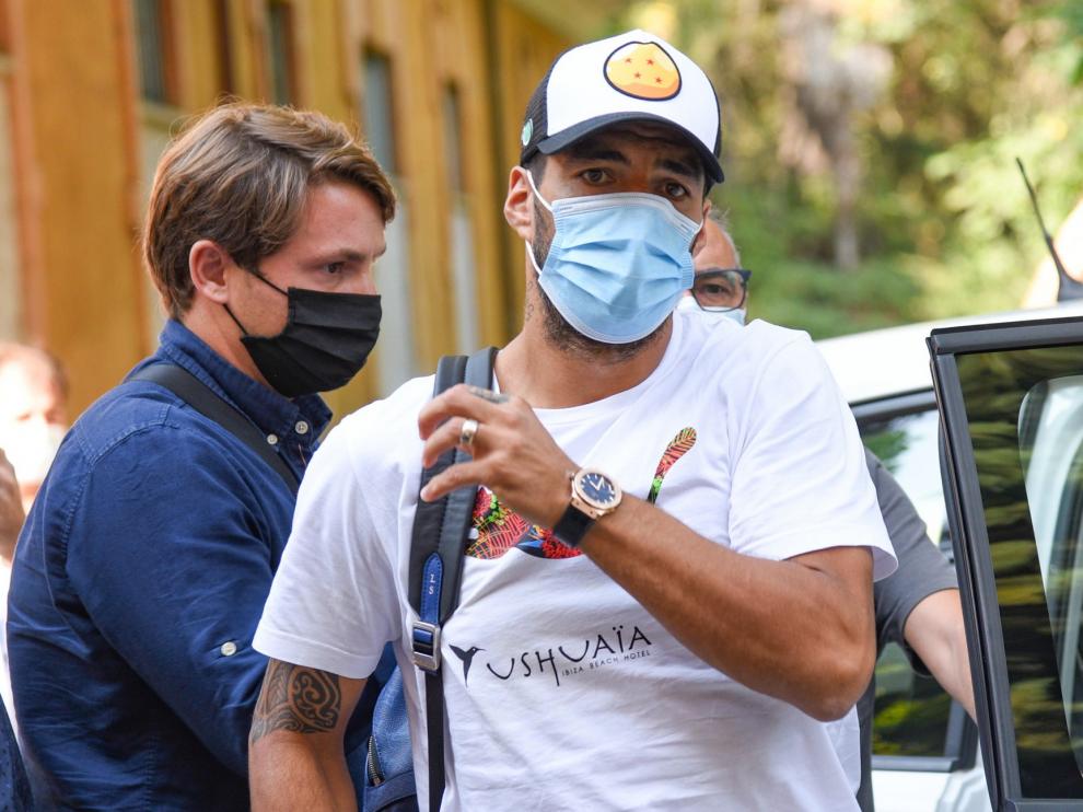Investigan si el examen de ciudadanía de Luis Súarez estuvo amañado