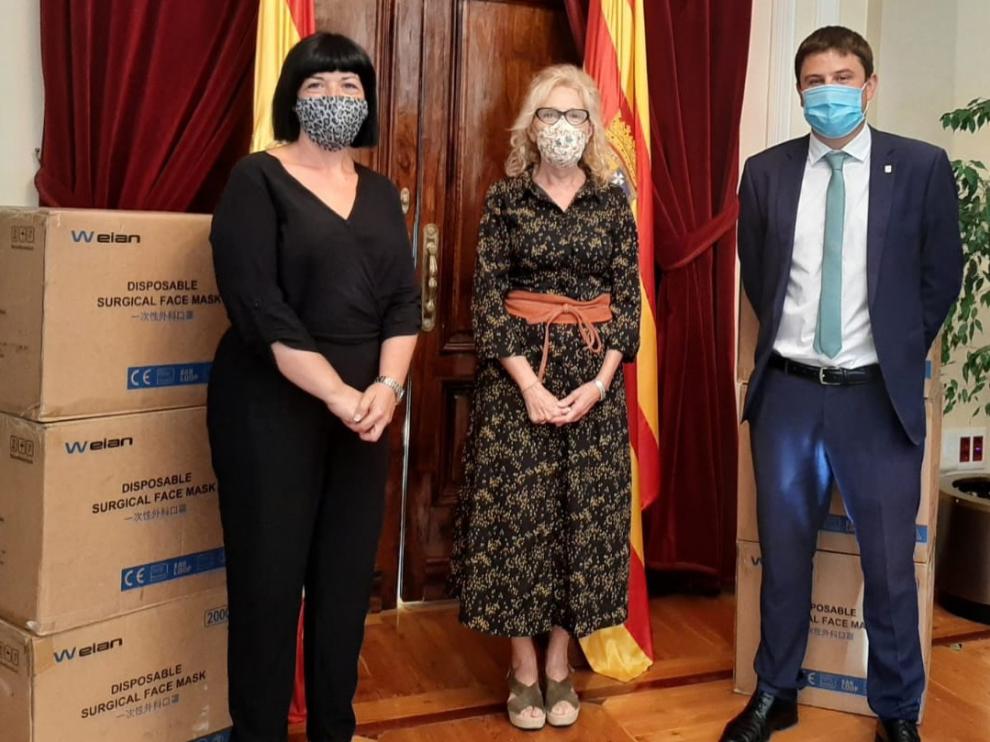 La Subdelegación del Gobierno en Huesca hace entrega de 67.000 mascarillas a entidades sociales y locales