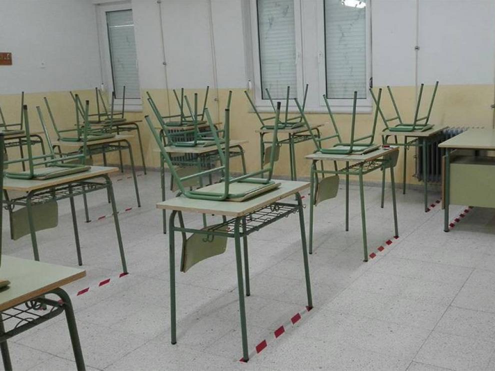 Cierran un aula de Primaria en el CEIP San Miguel de Tamarite de Litera