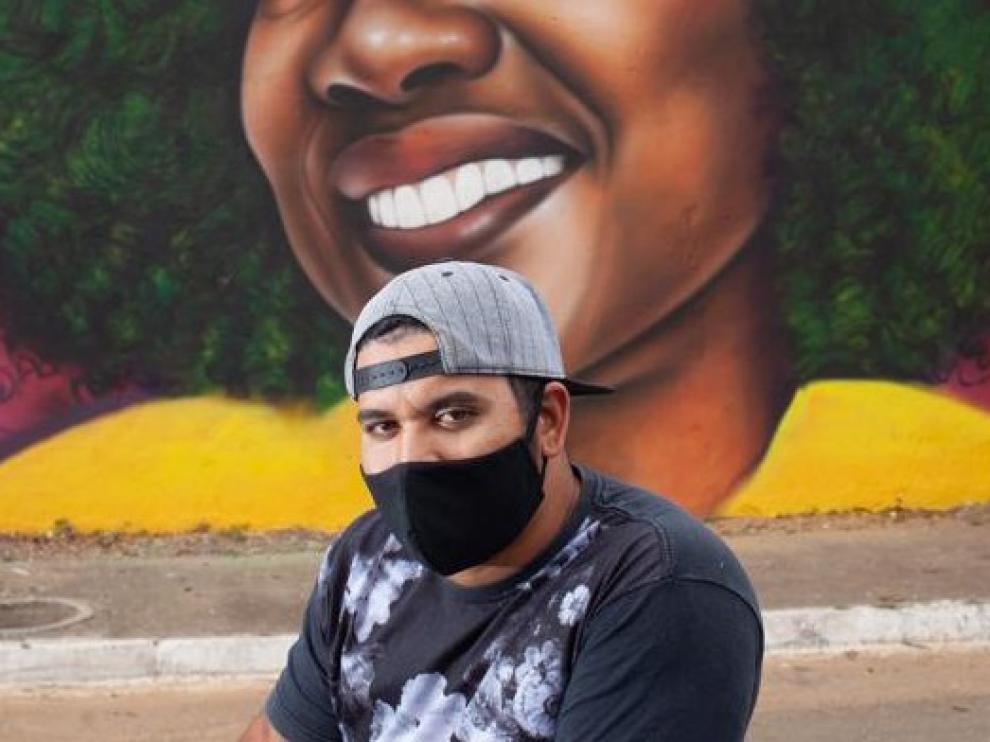 La actriz Viola Davis saca del anonimato a un humilde grafitero brasileño