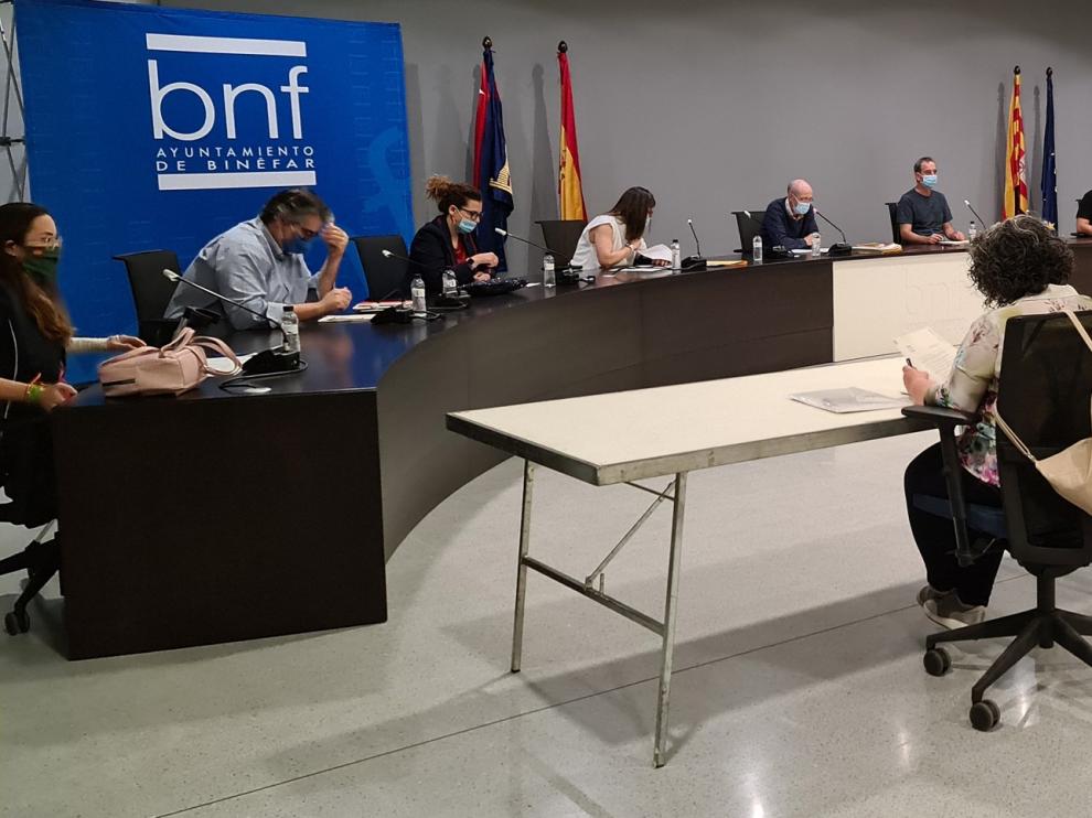 El Ayuntamiento de Binéfar destina la partida ahorrada en los festejos a renovar el material de fiestas